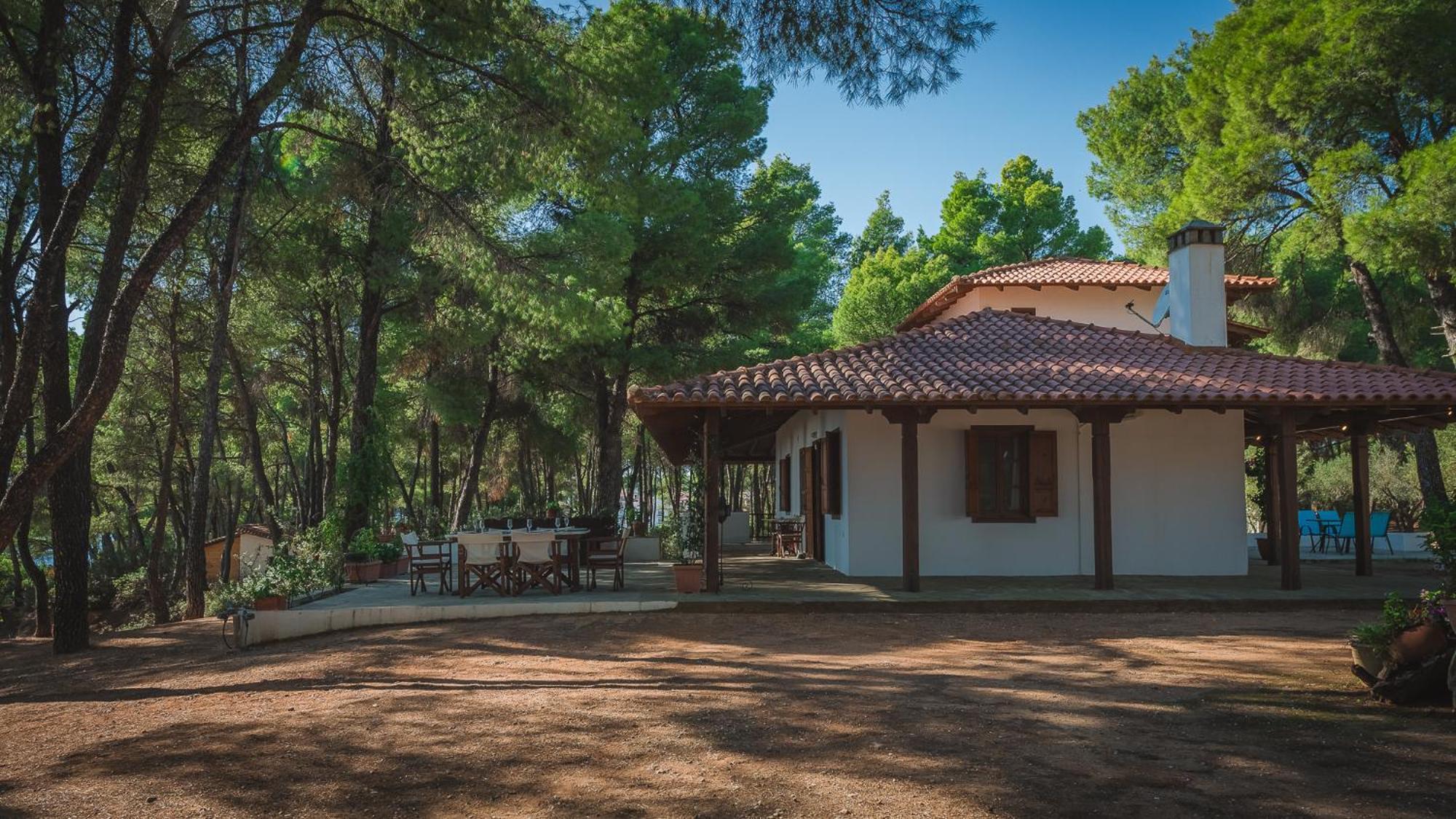 Squirrel Beach Front Villa, Metamorfosi ภายนอก รูปภาพ