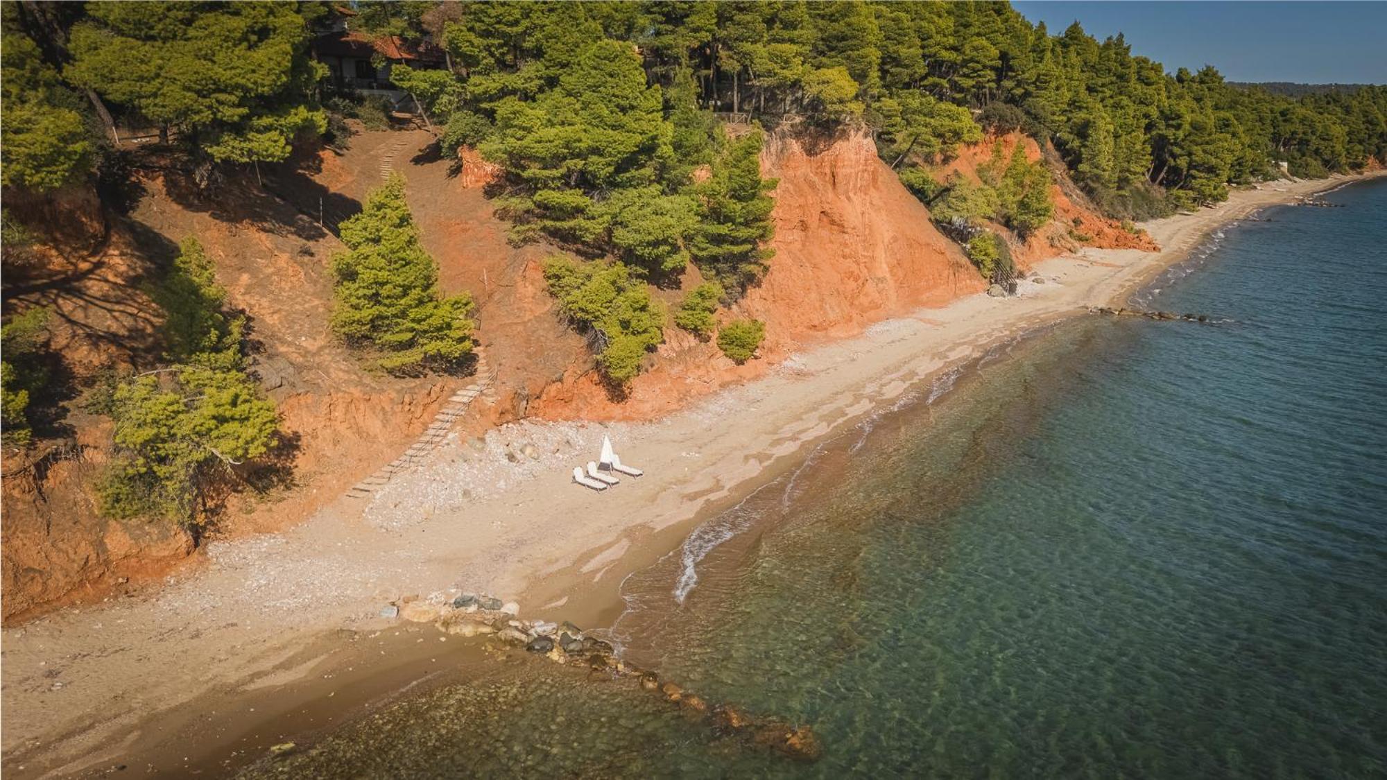 Squirrel Beach Front Villa, Metamorfosi ภายนอก รูปภาพ