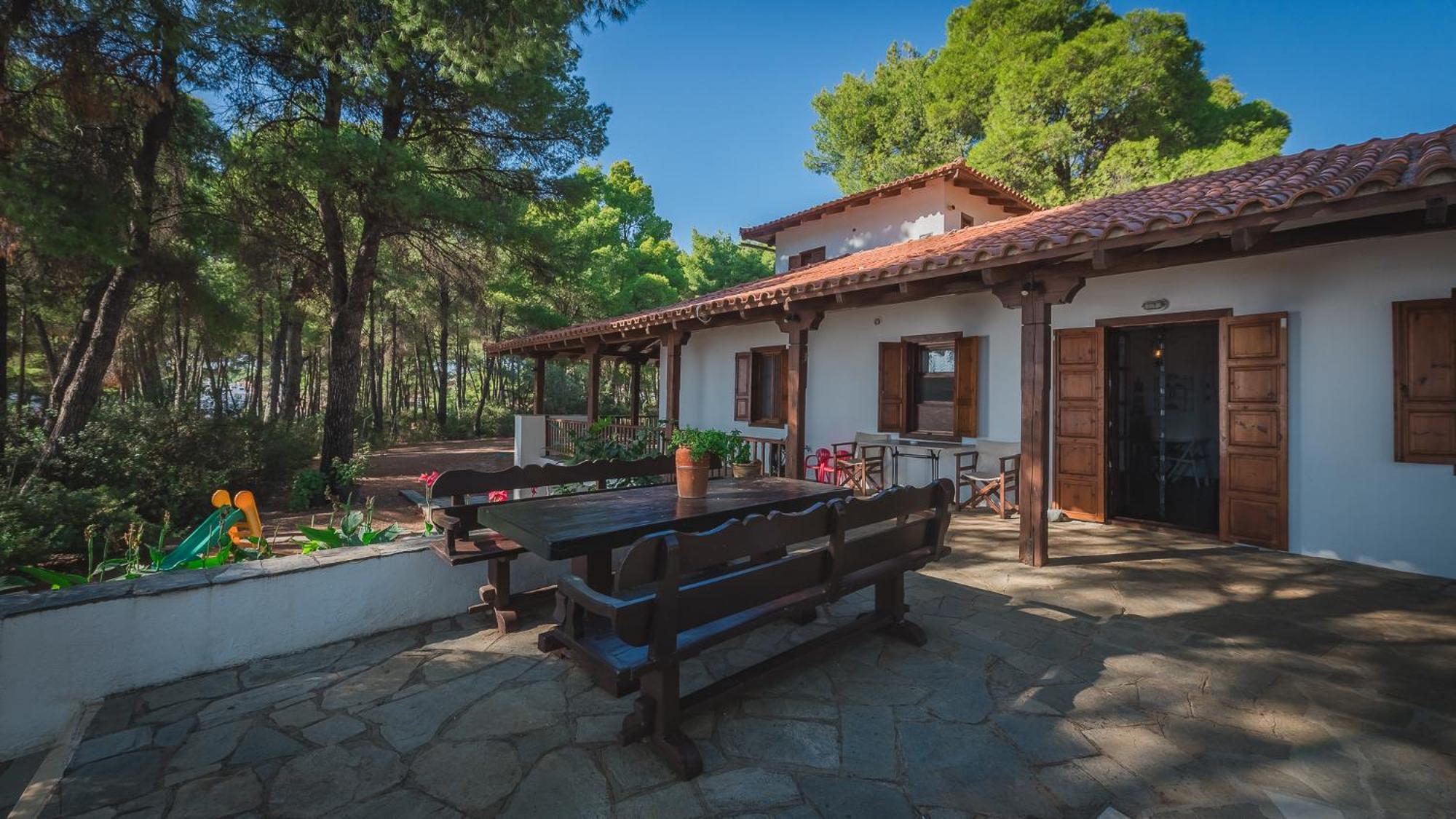 Squirrel Beach Front Villa, Metamorfosi ภายนอก รูปภาพ