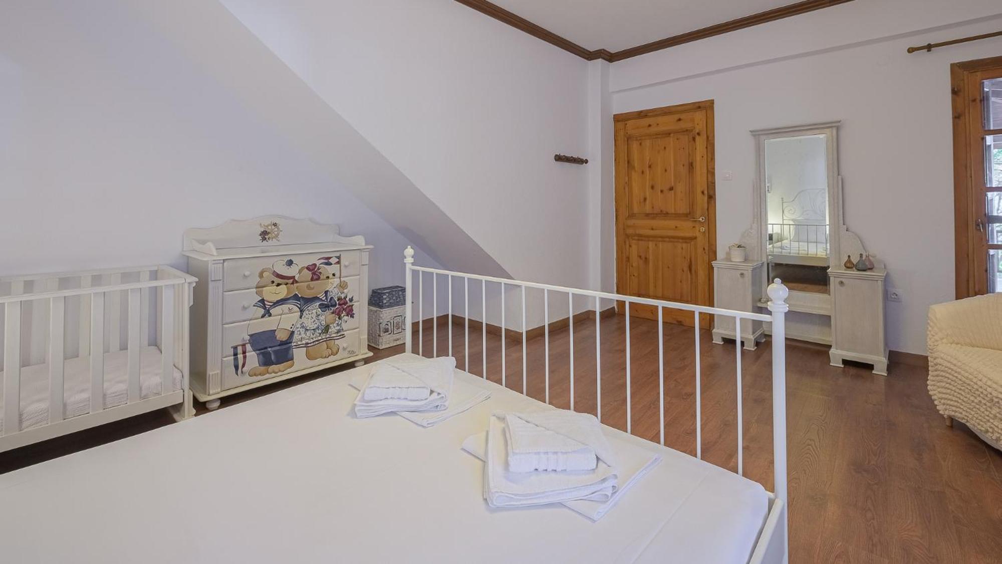 Squirrel Beach Front Villa, Metamorfosi ภายนอก รูปภาพ