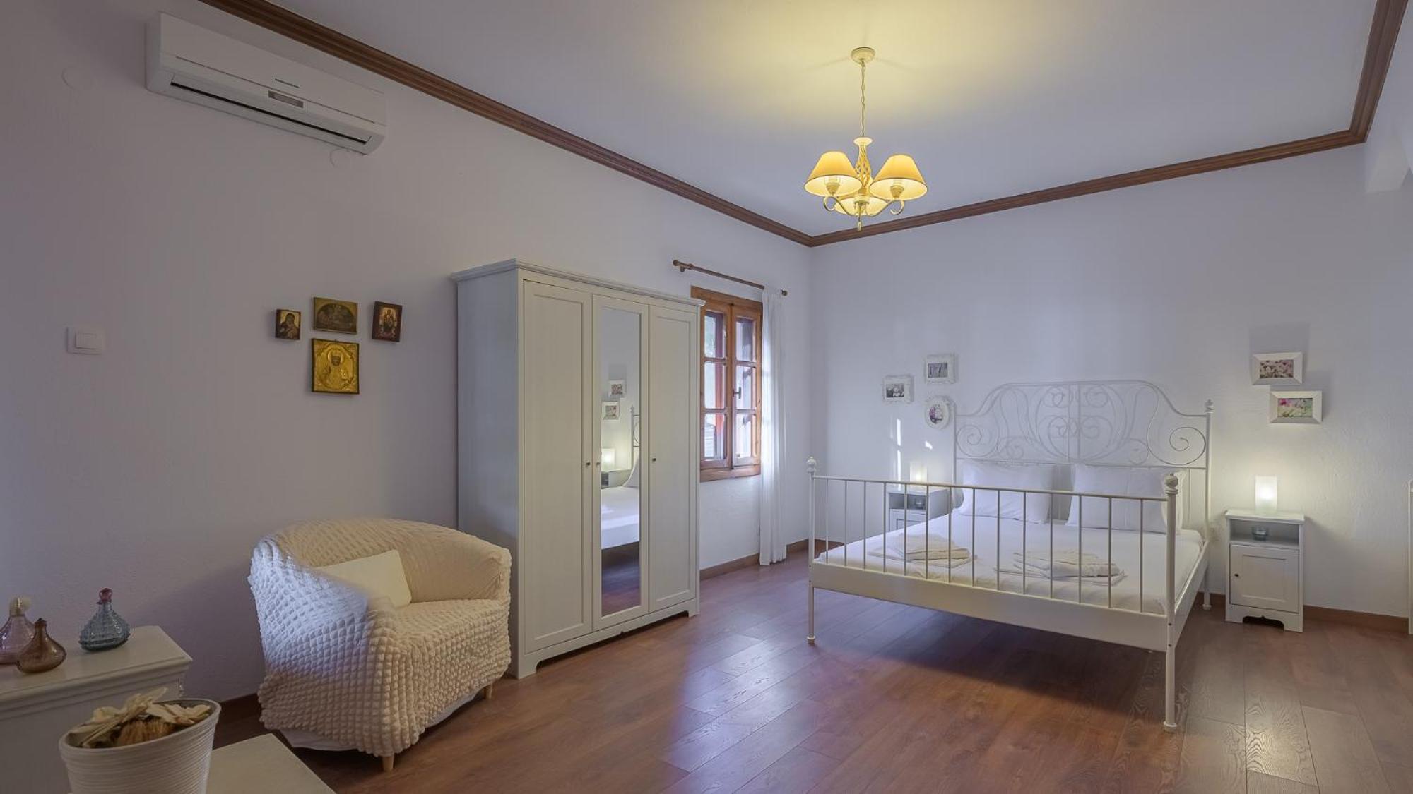 Squirrel Beach Front Villa, Metamorfosi ภายนอก รูปภาพ